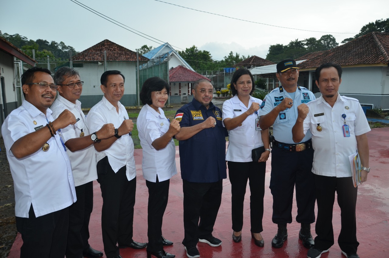 KUNKER DPR RI KE LAPAS NARKOBA NUSAKAMBANGAN KUNKER DPR RI KE LAPAS NARKOBA NUSAKAMBANGAN